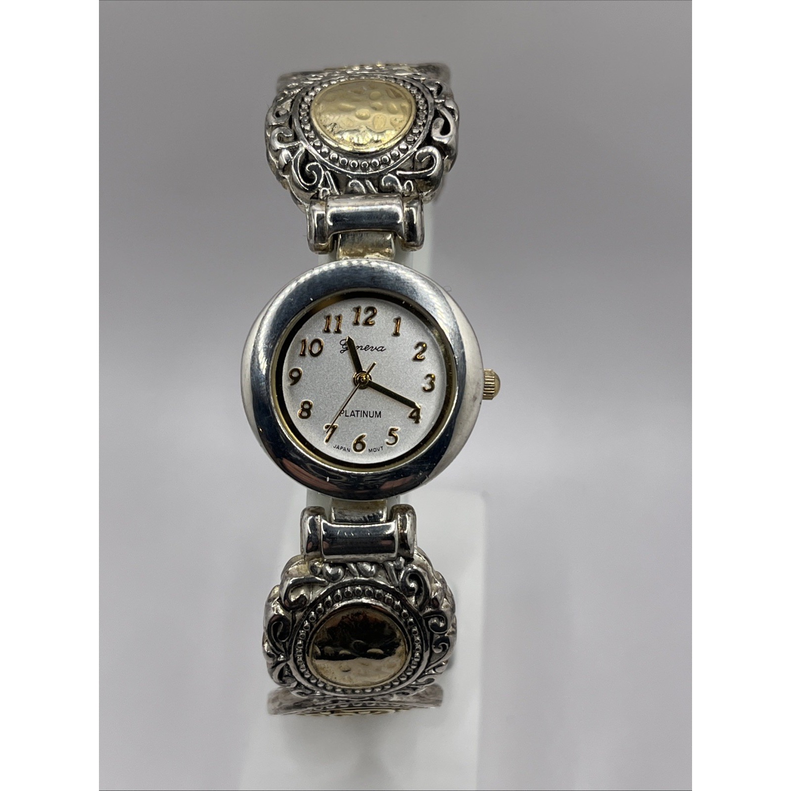 Geneva Platinum Women's Watch Cuff Bracelet Silver Tone 26mm - New Battery